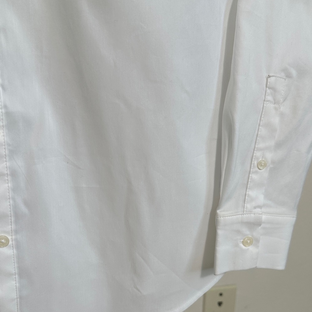Tommy Hilfiger White Blouse with Gray Trim - Picture 4 of 7
